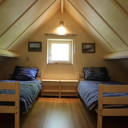 Holiday home Bergh & Duin - Lakens, Elektriciteit En Water Inbegrepen