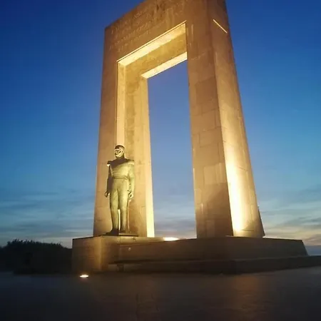 Bergh & Duin - Lakens, Elektriciteit En Water Inbegrepen