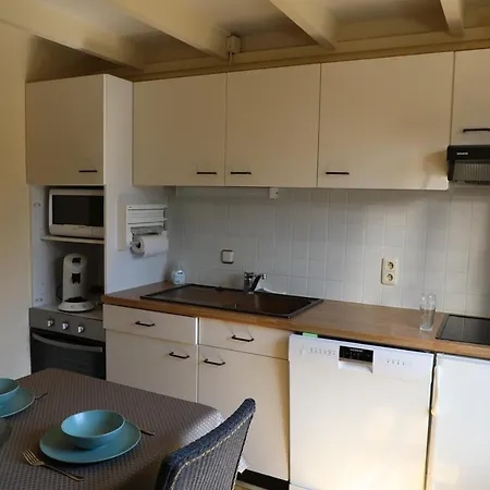 Holiday home Bergh & Duin - Lakens, Elektriciteit En Water Inbegrepen
