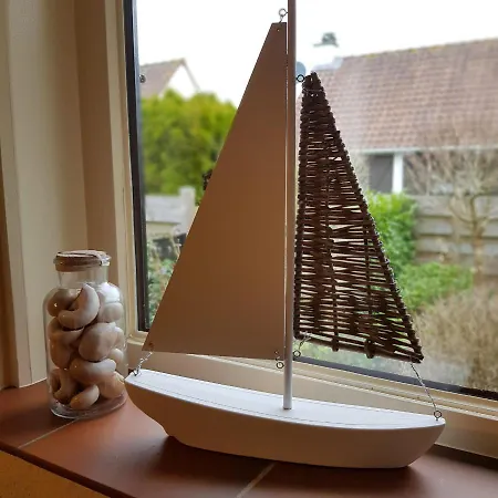 Bergh & Duin - Lakens, Elektriciteit En Water Inbegrepen *