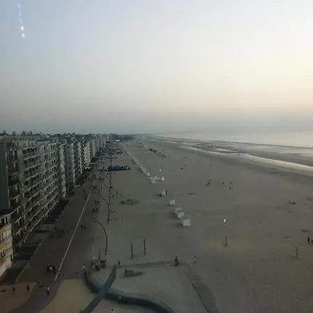 Holiday home Bergh & Duin - Lakens, Elektriciteit En Water Inbegrepen De Panne